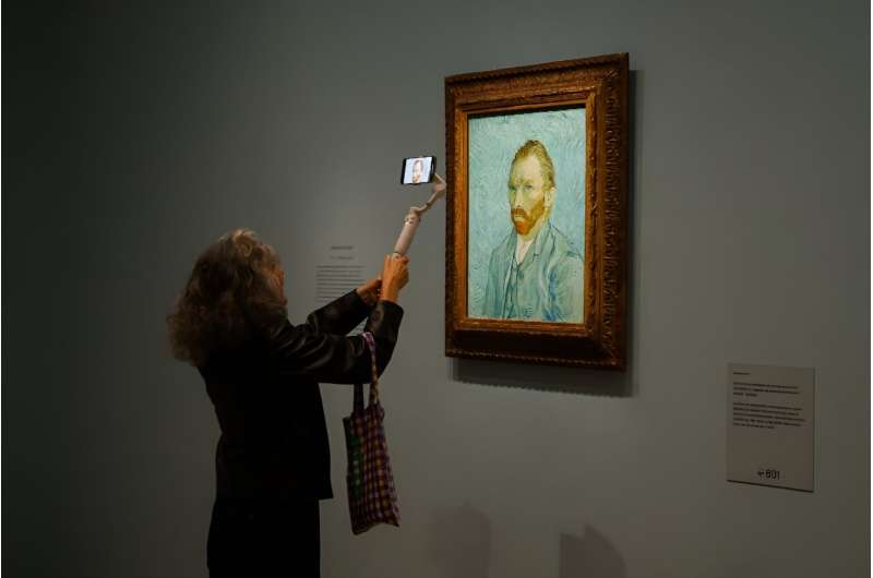 AI Vincent Van Gogh says you