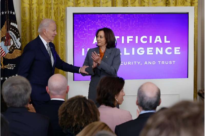 Biden unveils AI order aiming to