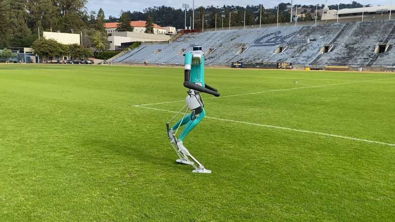Using sim-to-real reinforcement learning to train robots to do simple tasks in broad environments